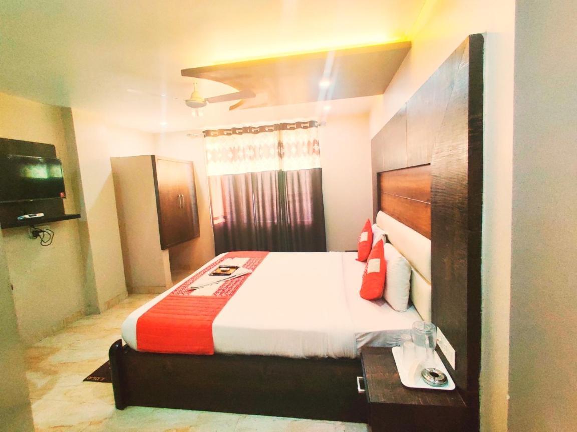 Hotel Amour By Rpi New Delhi Exterior photo
