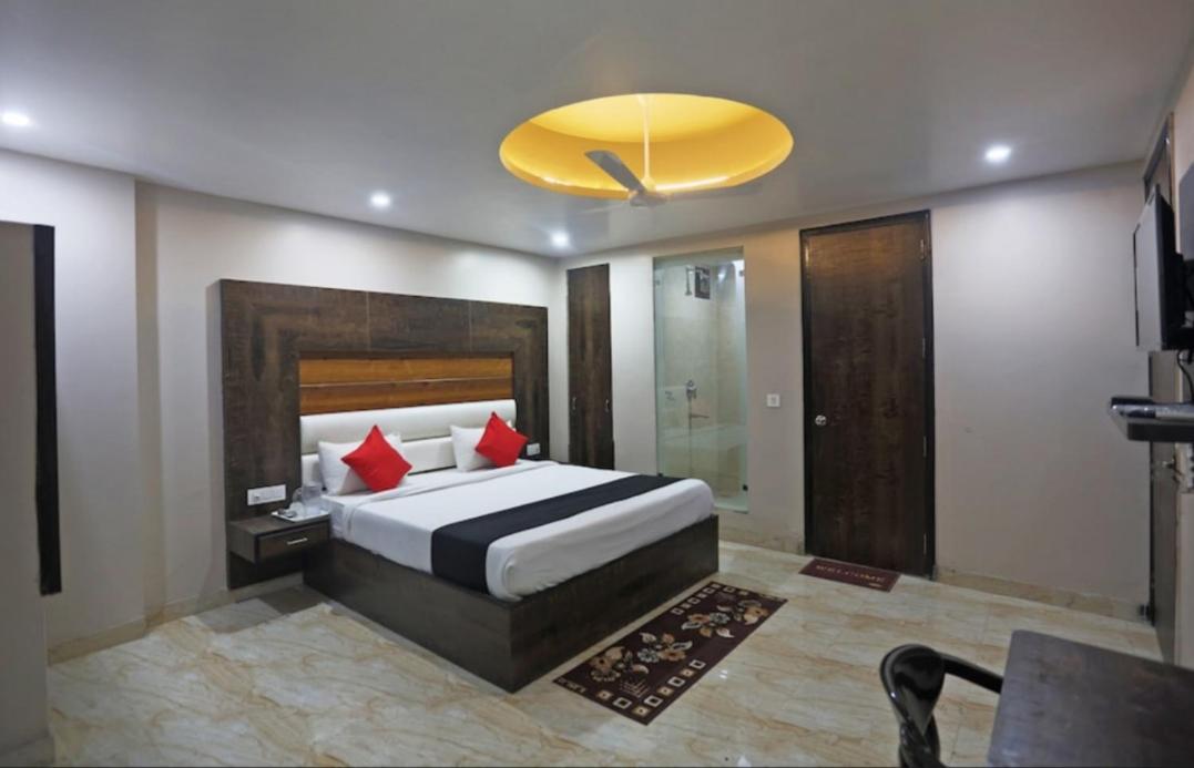 Hotel Amour By Rpi New Delhi Exterior photo