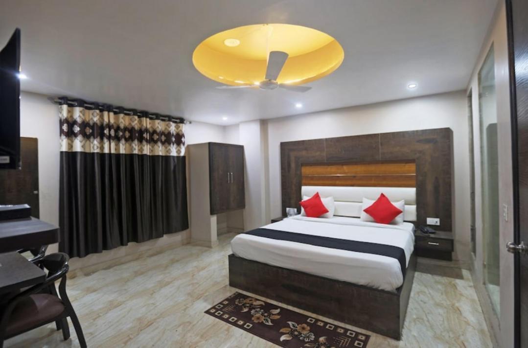 Hotel Amour By Rpi New Delhi Exterior photo